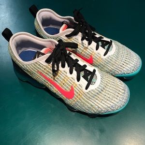 Air Vapormax  Flyknit 3 Running Shoes